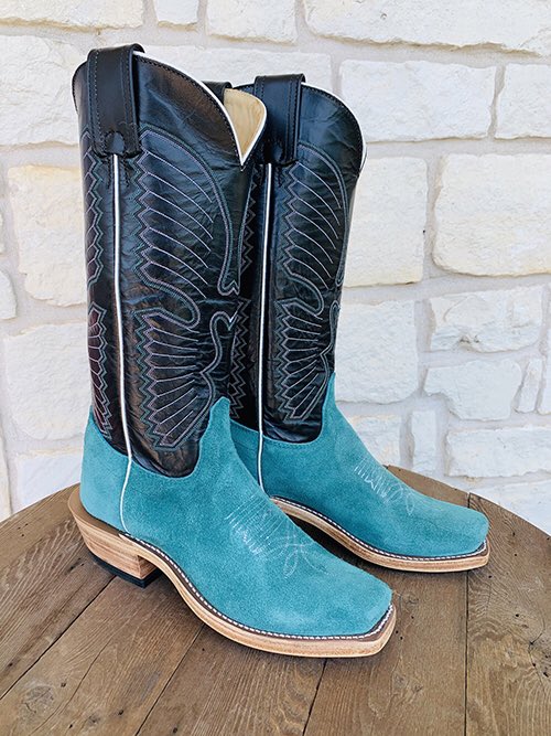 Olathe Boot Company tweet media