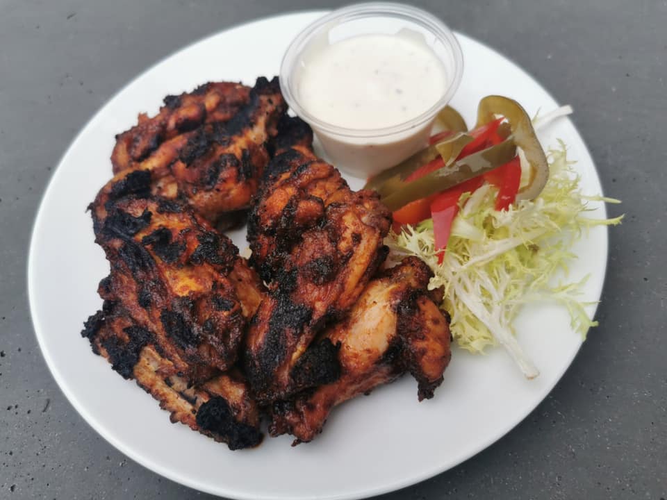 marbles_uptown's tweet photo. We're serving up some delicious specials this week! Join us on our patio—open daily from 3pm onwards! #kwawesome #explorewr #waterlooregion #Uptownwaterloo #foodie https://t.co/UJC6DkAxDo