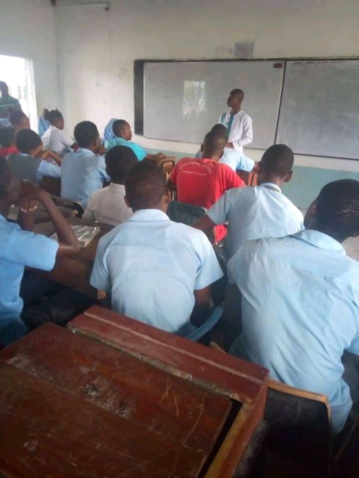 tanainspire's tweet photo. The goal of education is to replace an empty mind with an open mind.
And we are here to make this goal comes true.
#inspire
#youngminds https://t.co/yk2cWEdaT8