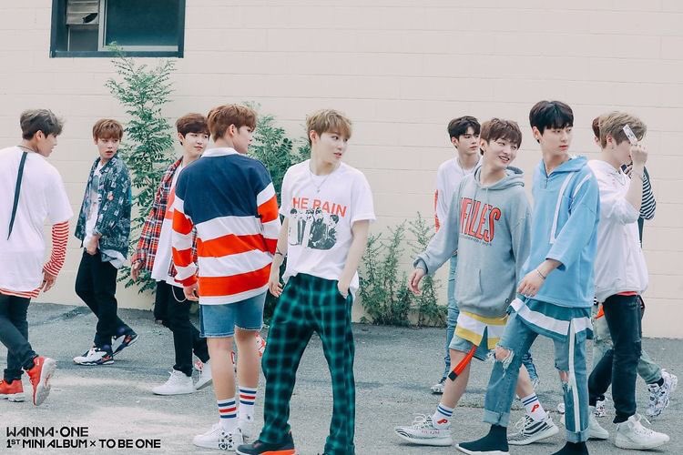 #우리워너원_3주년에도_사랑해
하나보고 싶어?행복하니 권리? 너를 그리워 해
#ThreeYearsWithWannaOne