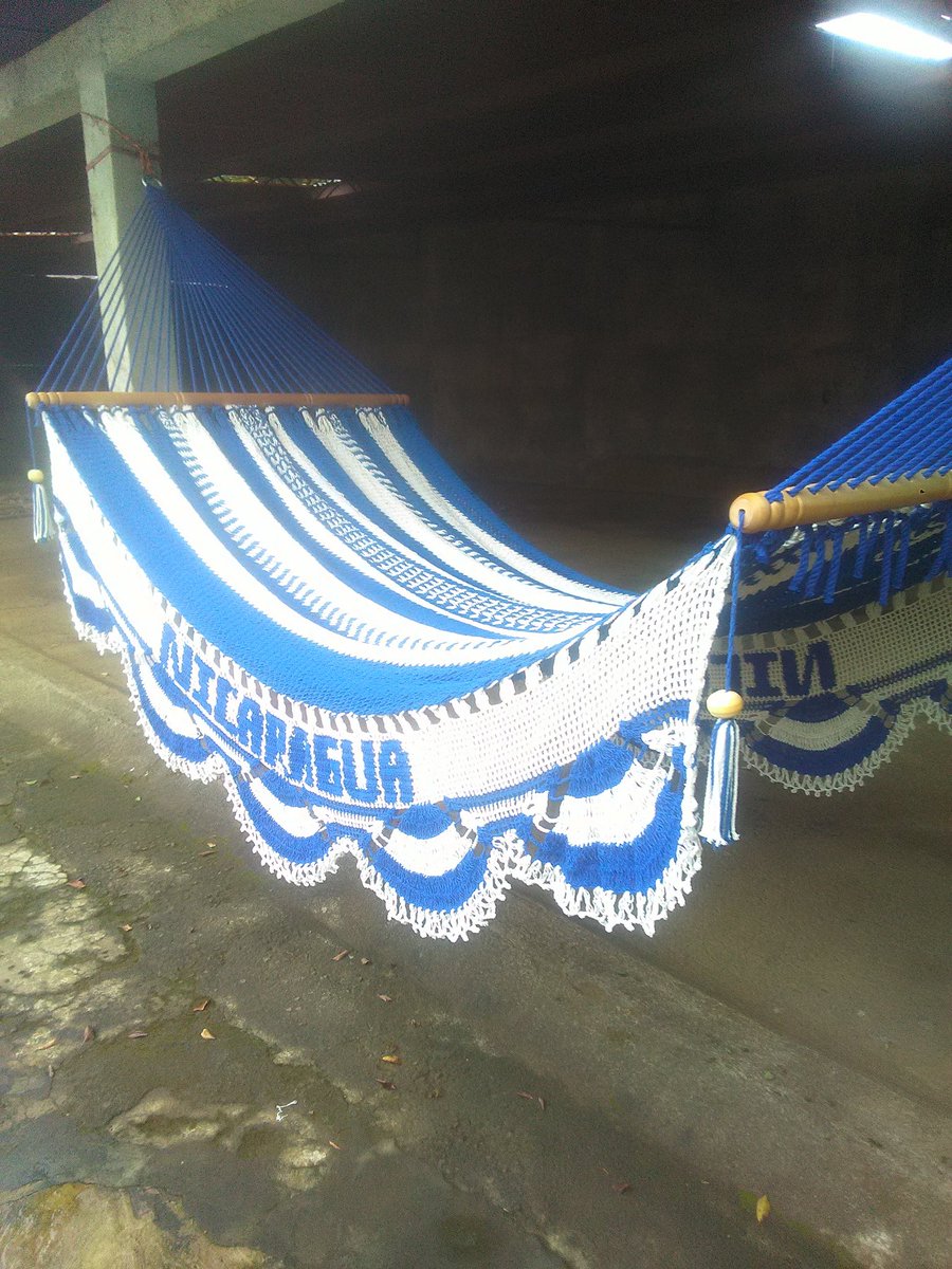 KNamendy's tweet photo. Hola, apoyarme comprando hamaca 100% elaborada a mano artesanal soy excarcelada es mi medio de trabajo llamar al whatsaap 86834724 https://t.co/pesJvH1iwV