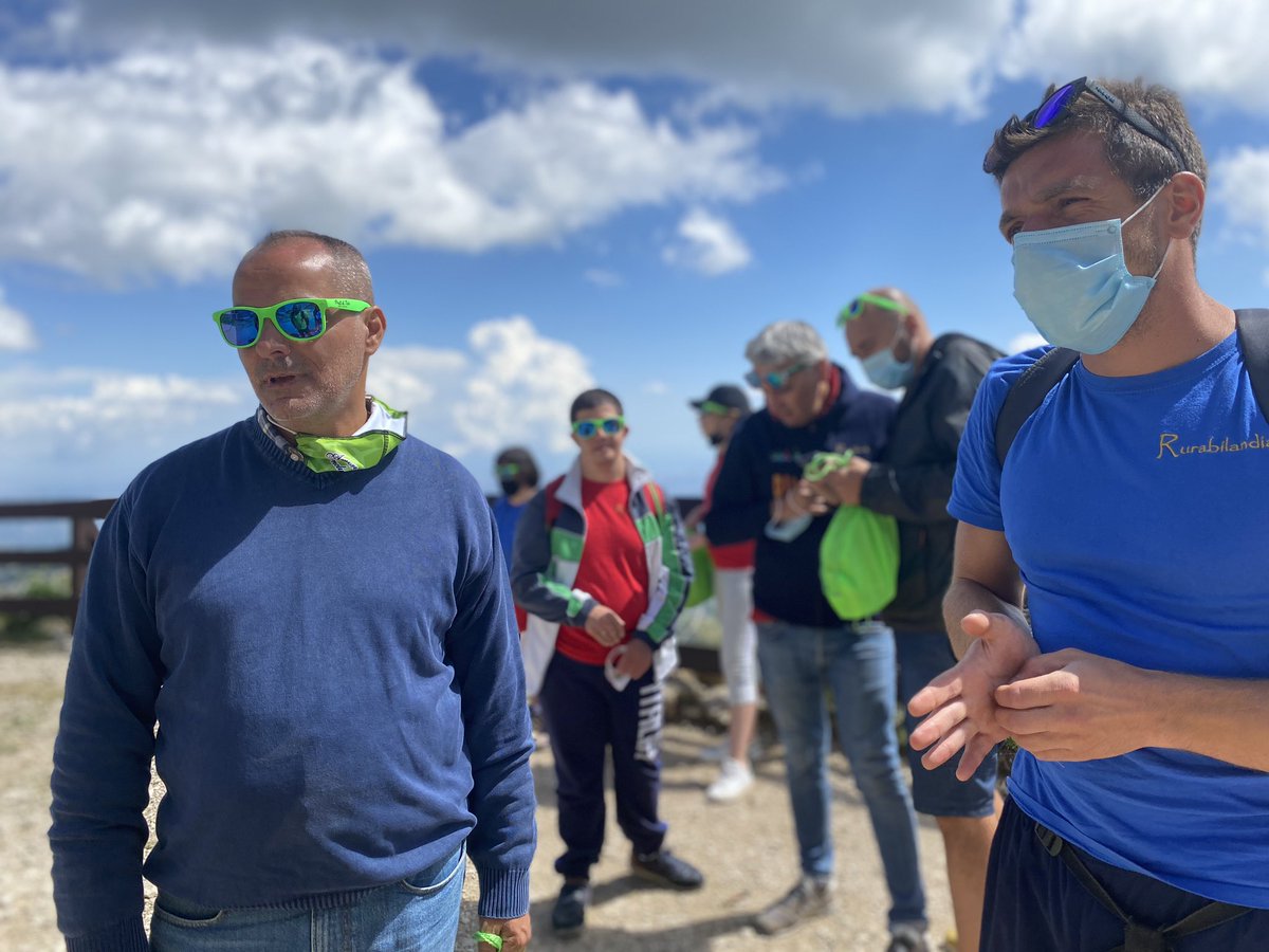 FiorettiPiero's tweet photo. 📌 Montagna #amica ed #accessibile 🏔

➡️ L’ordinario diviene straordinario sulle vette del #Gransasso con i ragazzi scalmanati di Rurabilandia 🥳

#Lega #LegaAbruzzo #montagna #buongovernolega #accessibilitàuniversale https://t.co/iSqh064Smf