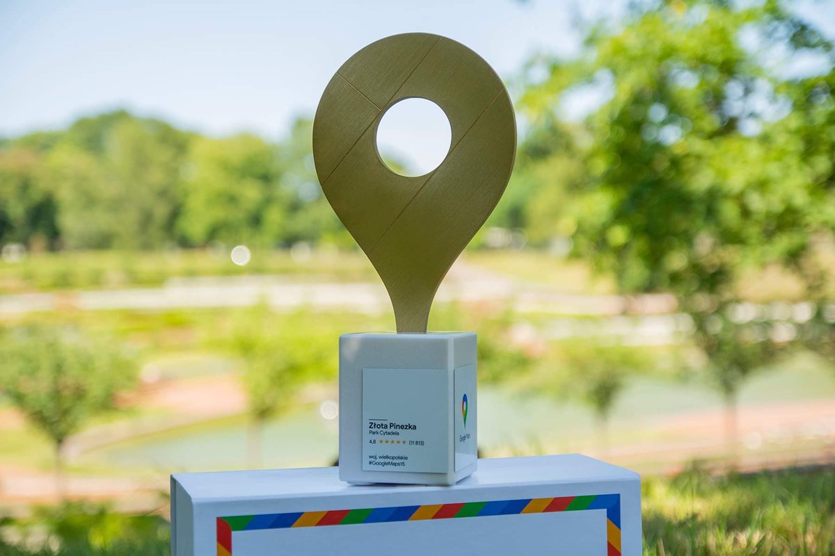 jMazurczak's tweet photo. Złota pinezka Map Google ląduje w Poznaniu na Cytadeli, w największym miejskim parku zlokalizowanym w samym centrum. Podczas wizyty w Poznaniu punkt obowiązkowy! #GoogleMaps15 #Poznan #ZlotaPinezka #poznantravel #Cytadela https://t.co/0Ydn3Bl592