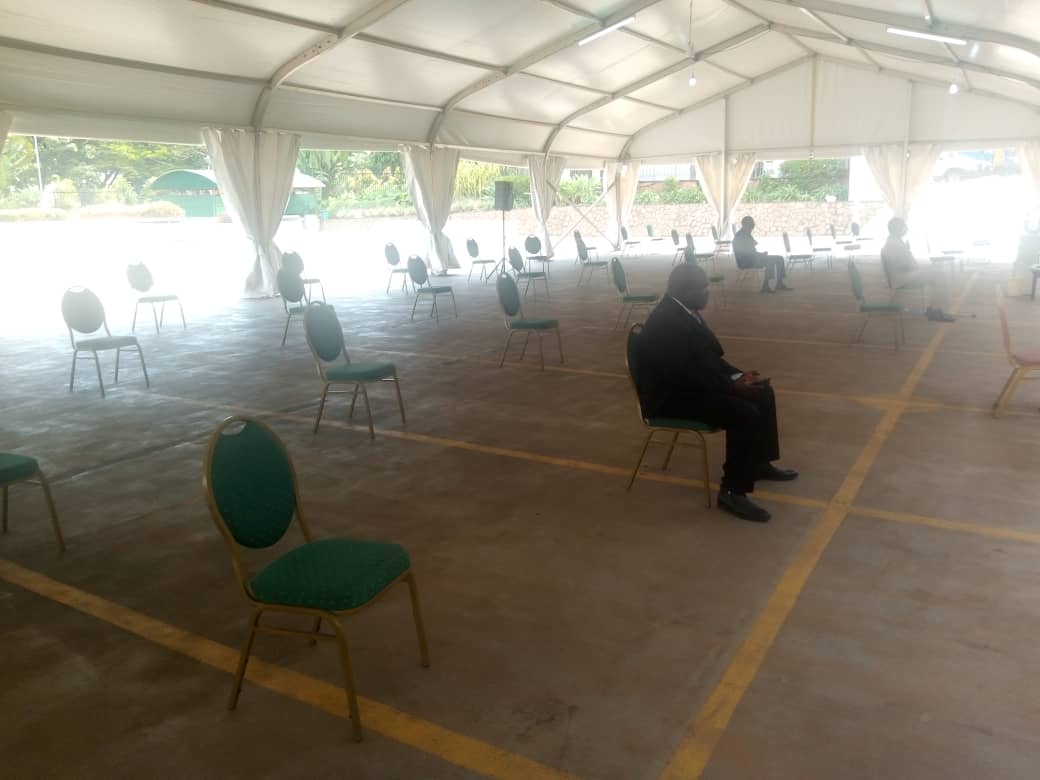pwatchug's tweet photo. Hon. Nandala Mafabi has decried low attendance by Members in todays #PlenaryUg sitting. He says that with only 16 Members Present, it becomes hard for #PlenaryUg to have a firm deliberation of Matters before the House. https://t.co/31lmKfLRm2