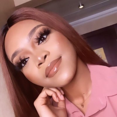 Ibukun_nimi_'s tweet photo. Girl with the pretty face. A Queen 👑❤️
#LiloLover #Lilo
#NewProfilePic https://t.co/pP64ppZtaX