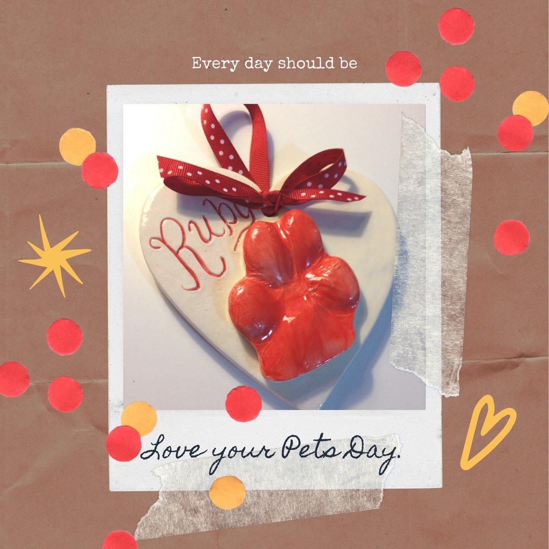 MemoriesInClay's tweet photo. Our pets are family members, and that is why they should have special keepsakes, too! We work with dogs, cats, and even lizards to create lasting memories. What kind of pet do you have? Do you think they would let you take their prints? #dogsofinstagram #pawprint #petgift #doggif https://t.co/MrspJNmQvJ
