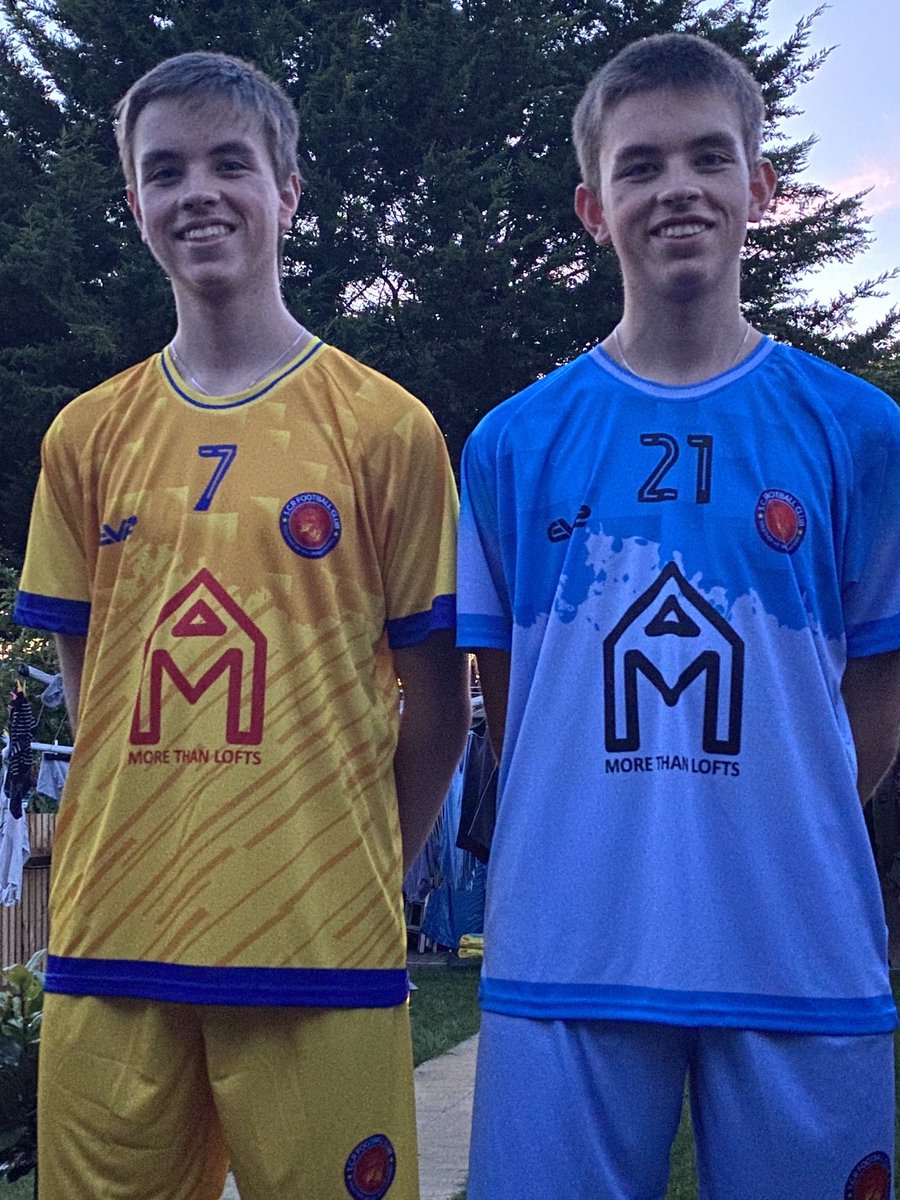 The General (@darrenks) on Twitter photo First of the this seasons new look strips have arrived -
I’ve gotta say @EV2Sportswear they are looking the business -
Many thanks to our wonderful shirt partner advertisers <a href="/MoreThanLofts/">Stacy Owens</a> <a href="/surreyhire/">i pro hire ltd</a>
<a href="/official_scrfc/">Sutton Common Rovers</a> First of the this seasons new look strips have arrived -
I’ve gotta say @EV2Sportswear they are looking the business -
Many thanks to our wonderful shirt partner advertisers <a href="/MoreThanLofts/">Stacy Owens</a> <a href="/surreyhire/">i pro hire ltd</a>
<a href="/official_scrfc/">Sutton Common Rovers</a>