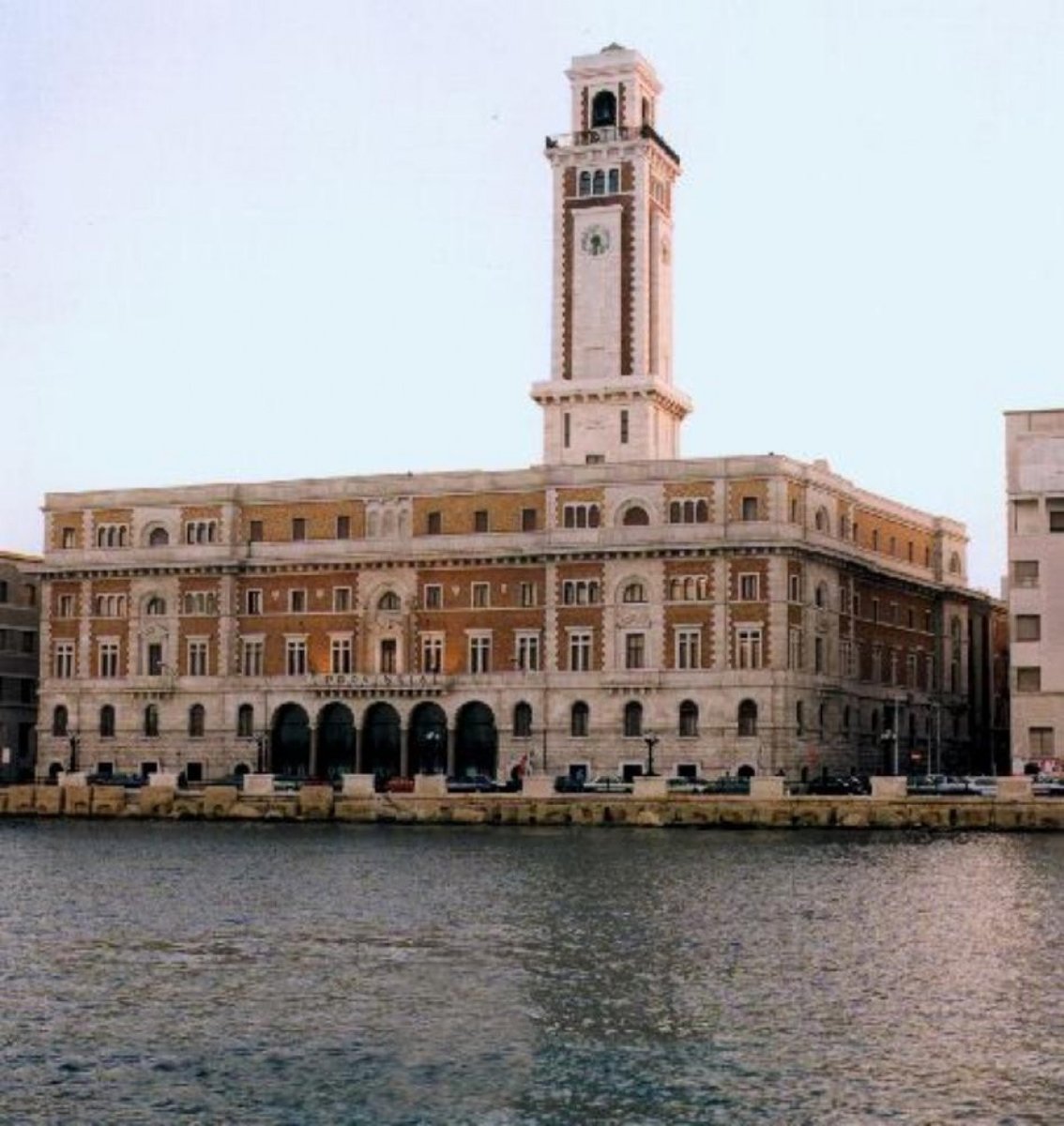 MoveInArt's tweet photo. Perdonate la bassa risoluzione delle foto. Ma molto meglio vederle dal vivo alla
Pinacoteca Metropolitana Corrado Giaquinto Bari
#MoveInArt🚶🚶
https://t.co/PicXgAe21P
Non lasciatevi sfuggire le loro iniziative #OPeraTua https://t.co/5pEO8DxJvu https://t.co/WX9gk3qoOh