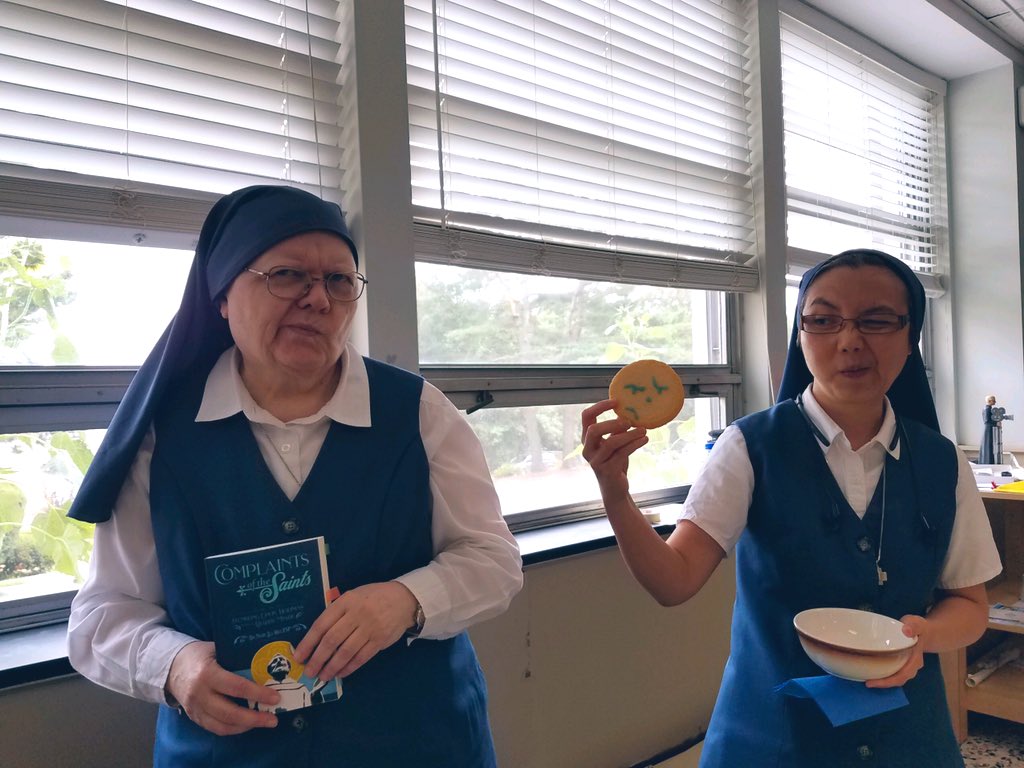 sister_allison's tweet image. Crabby cookies for our @crabbymystic Book Launch Party! We had so much fun decorating them last night. If you’ve ever wondered about how complainers get to heaven, check out her new release, “Complaints of the Saints” @paulinebooksandmedia 

#MediaNuns #complaintsofthesaints