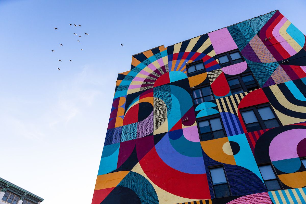 muralarts's tweet photo. Enjoy the world's largest outdoor gallery from the comfort of your home! Our virtual tours feature 14 murals and are led by our tour guides! For further details including pricing or to schedule a tour, please contact Ellen Soloff at (ellen.soloff@muralarts.org). https://t.co/GS548C7ICU