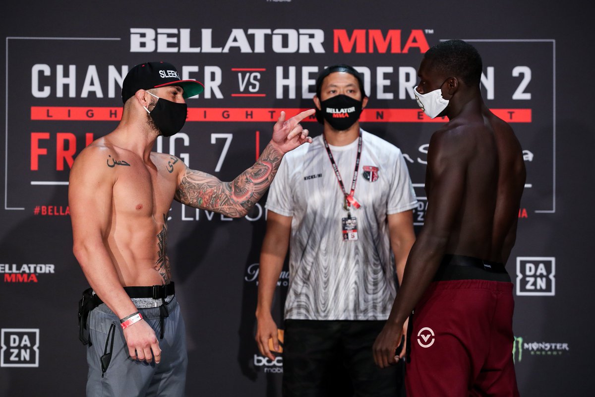 BellatorMMA's tweet photo. The #Bellator243 weigh-ins are in the 📚s.

These fighters throw down LIVE tomorrow night.

The main card kicks off at 10/9c LIVE and FREE on @ParamountNet and at 3am BST on @SkySports. https://t.co/fvGlTDi9Qg