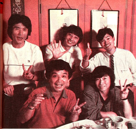 声優 古川登志夫 青二プロダクション 今日は鈴置洋孝さんの命日 一昨年こんなツイートをしていた 06年はいろいろな意味で激動の年だった Slap Stickのcdーboxがpony Canyonからリリースされたその年に 鈴置洋孝 曽我部和行の二人が相次いで