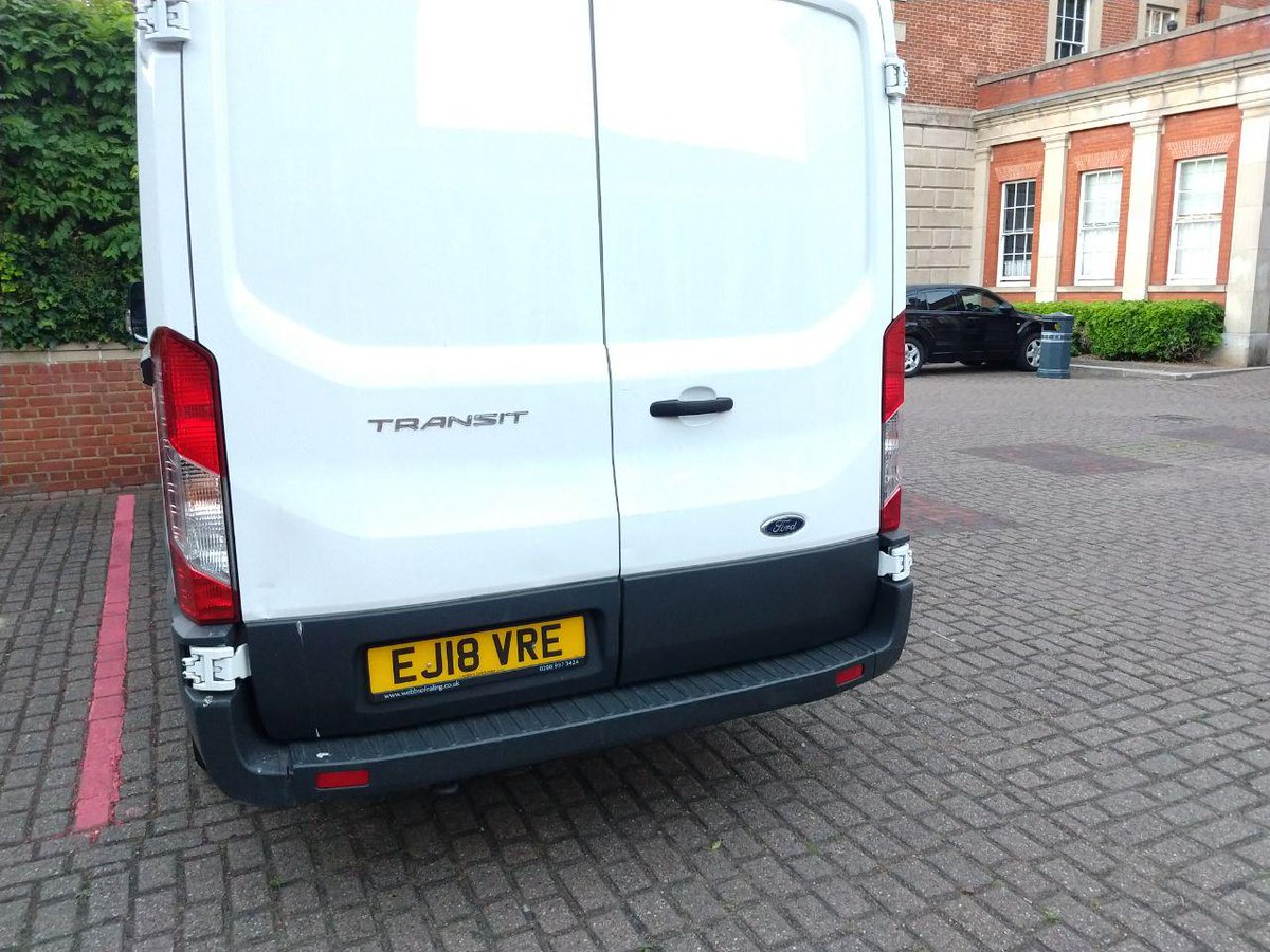 OldRoyalFree's tweet photo. @ClarionSupport the same free parking service that ONLY harasses &amp; fines residents who've already bought permits, but allows everyday #freeparking for neighbouring £1million flat owners, AND has a security-risk website! | #COWBOYS #ROGUETRADERS #StopTheRot https://t.co/zCMppqJz4X