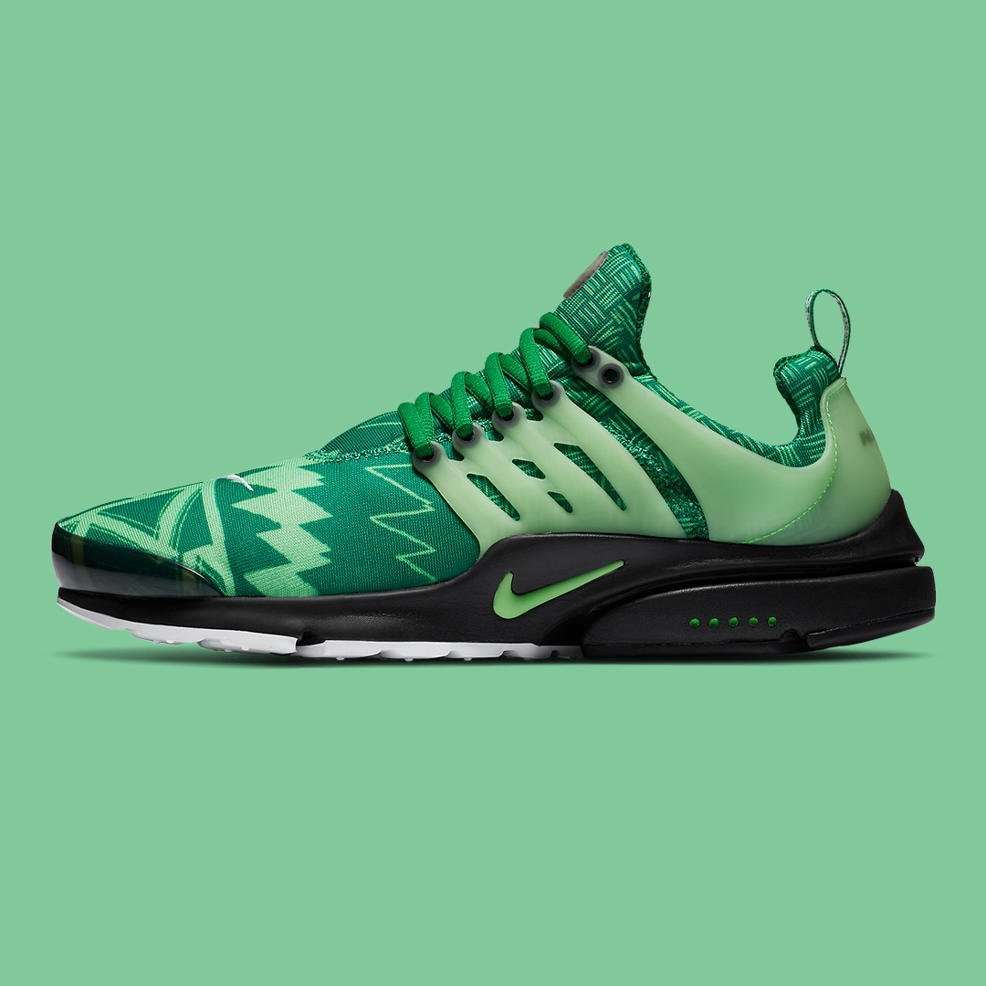 HYPEBEAST's tweet photo. #Nike has refreshed the Air Presto with a lush "Nigeria" makeover.
Photo: Nike

Learn more: https://t.co/7EAgnzIt2w https://t.co/sfaY0baO5W