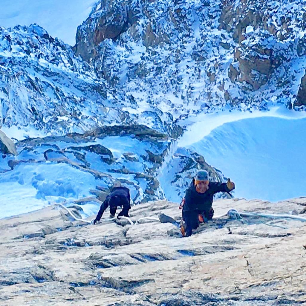 IcicleUK's tweet photo. Summit of Dent du Géant 4013m 🏔❄️🇫🇷⛏🇮🇹👍as pre-Matterhorn training yesterday. Great photos from IFMGA guide Lluc, guiding Lee &amp; Chris, especially the shot of the moon over Mont Blanc at sunrise! https://t.co/Gv8Gpw8D0o #climbing #chamonix #courmayeur #dentdugeant https://t.co/jakFSYapsi