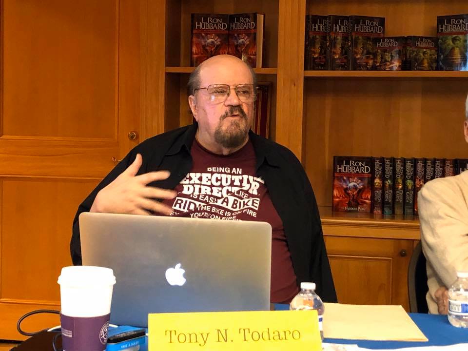 MarlanWarren_PR's tweet photo. "Being an Exec Director is like riding a bike, except it's on fire, you're on fire &amp; everything is on fire."- Tony Todaro re Greater L.A. Writers Conference pivot to Zoom. Starts tomorrow! Details &amp; Interview: https://t.co/WBC6Ikab8t #WritingCommnunity https://t.co/LulaYU57WV