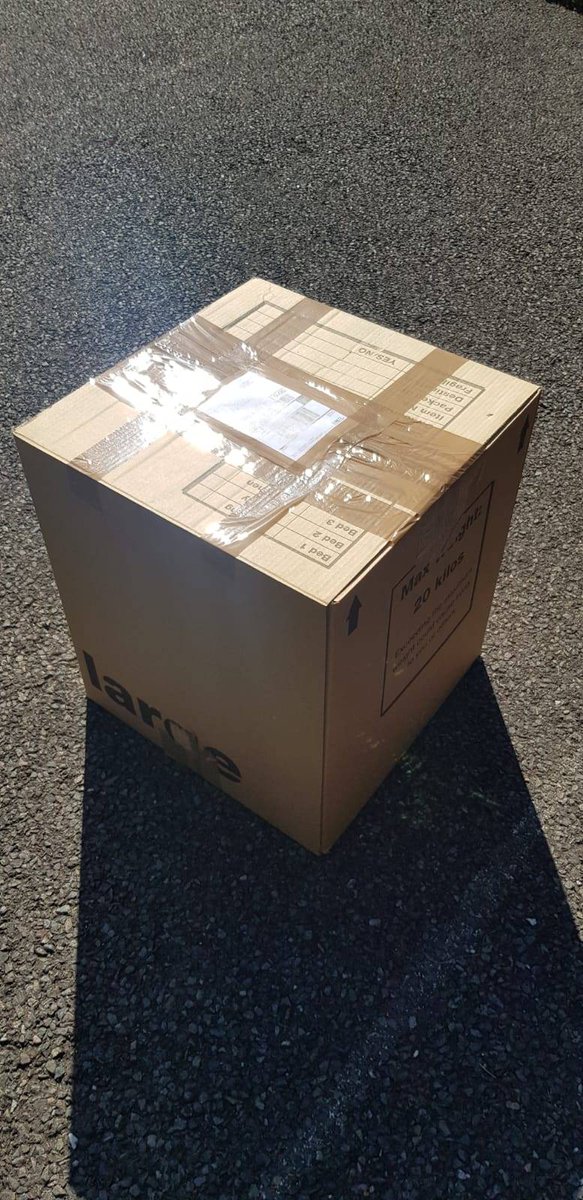 AllSaintsGfd's tweet image. Our first TerraCycle shipments went off last week. That's 522 Ella's pouches and 696 crisp packets not in landfill. Thank you to our supporters (and no, I didn't have to count them!) Check out what you can recycle with us allsaintschurchgfd.org.uk/news/eco-news/…