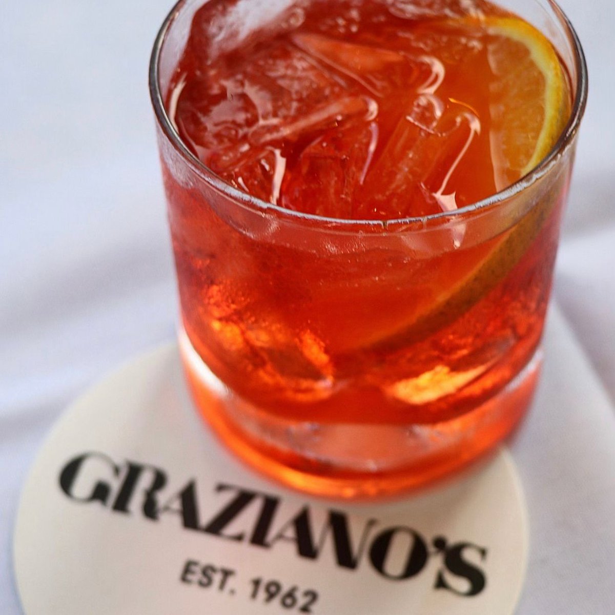 grazianos_group's tweet photo. Sip back and relax at our #Brickell location with these boozy specials available Friday - Sunday! This is how you kickoff the weekend #TheGrazianosWay! 🎉 Repost @stacymoya on Instagram https://t.co/ycdtKPoO5s