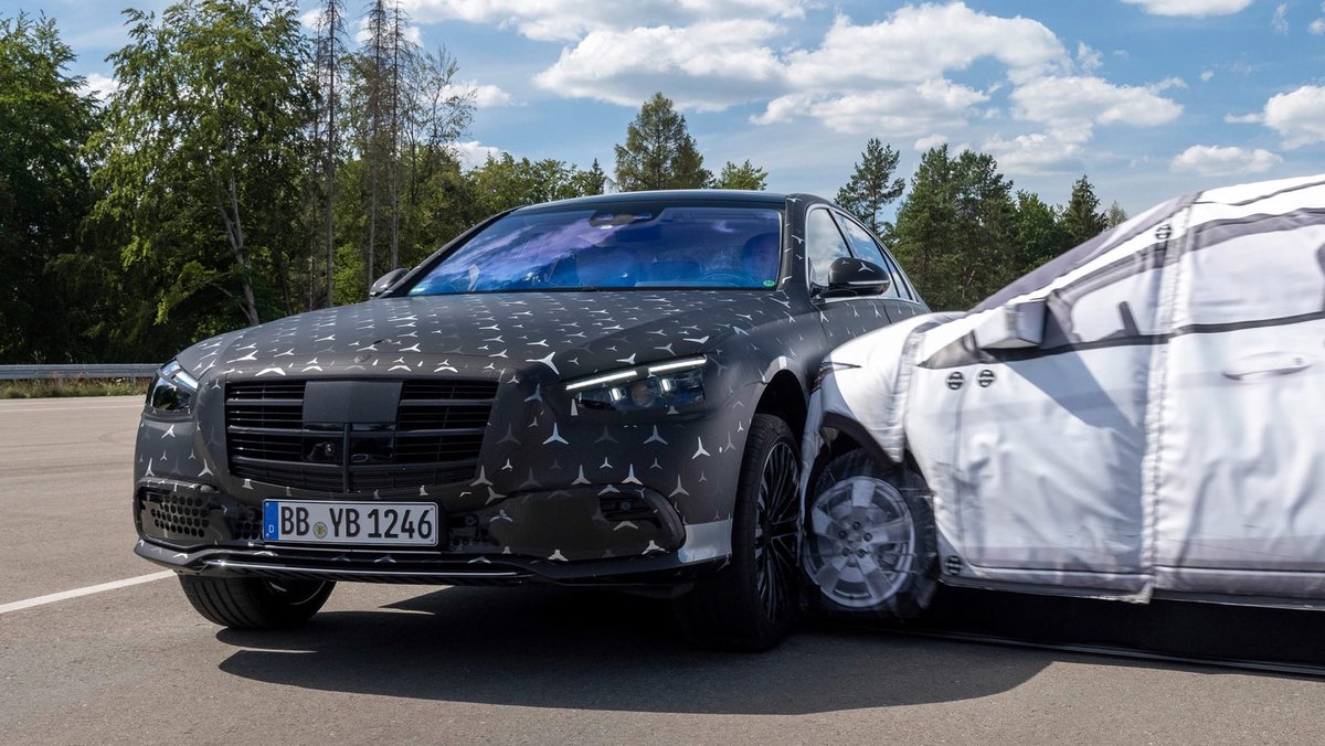newotomobil's tweet photo. New Mercedes S class...
#mercedes #mercedess
#mercedesbenzsclass
#mercedessclass2021
#sclass2021 #newsclass https://t.co/iAzKGV3nSE