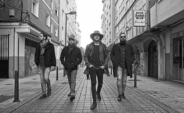 "La distancia" del grupo Stock es la canción del día de nosolocine.net nosolocine.net/la-distancia-d… .<a href="/AytoReinosa/">Ayuntamiento de Reinosa</a>