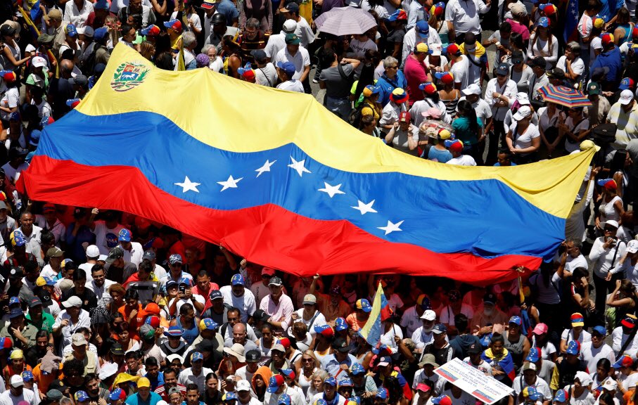 What’s happening and has been happening in Venezuela since 1998/1999 - a thread  TW // mentions of violence