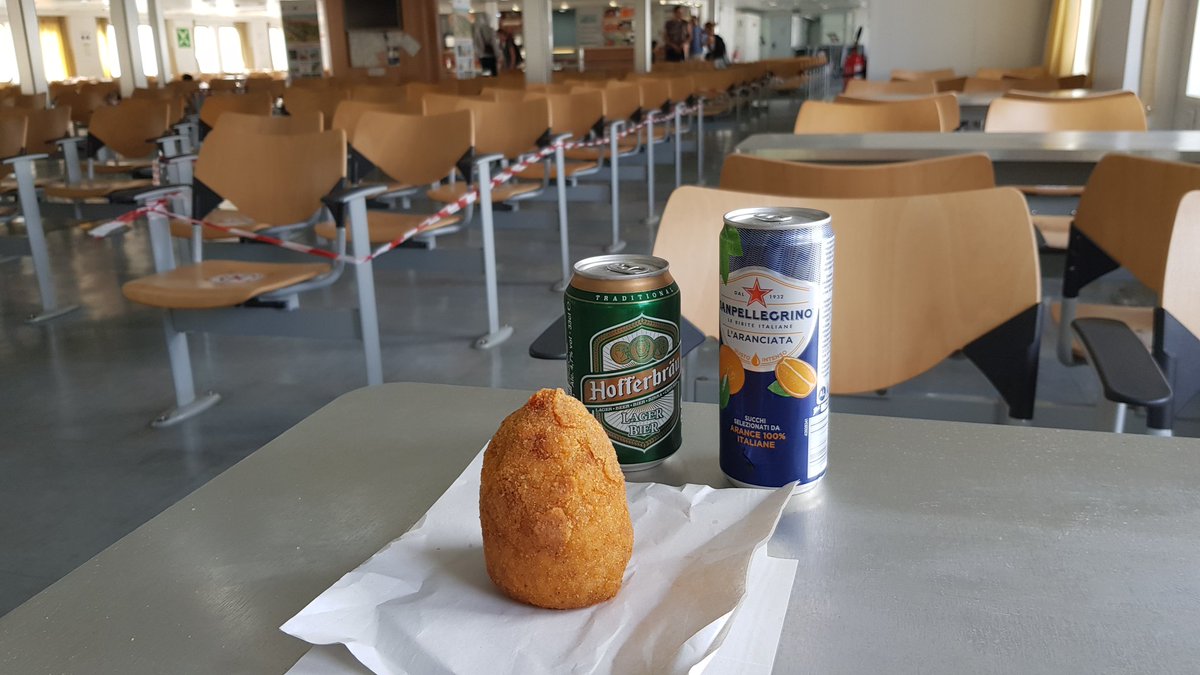 The Catania - Milano Intercity Notte does not convey a  @_DiningCar, but a special Sicilian treat is available on the ferry.