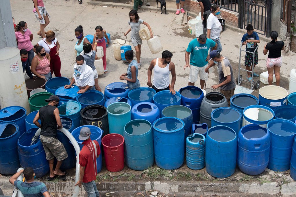 In Venezuela there is no food, water, electricity, internet service, education, hospitals and many others basic needs. Add all that to a pandemic, right? can you imagine going through this pandemic without water? without electricity? i’ve gone 15 hours without power in my house