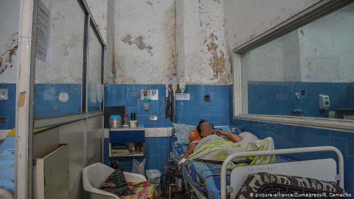 HOSPITALS IN VENEZUELA there’s no medical equipment, not even alcohol, cotton or even the most basic medical stuff people need. Of course there’s no water, sometimes hospitals go weeks without electricity, there’s no food and patients have to sleep on the floor