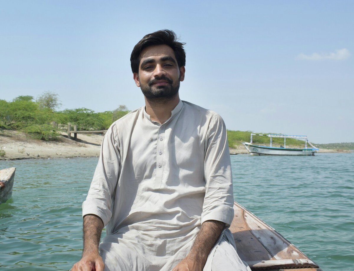 RajeshK54048431's tweet photo. @ beautiful lake.
#kalankar #lake #Dhoronaro https://t.co/FSPRmnkUbh