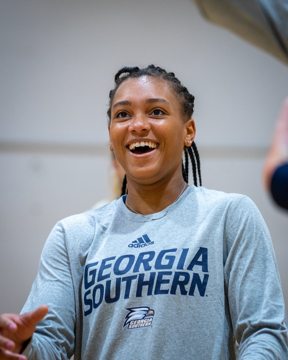 GSAthletics's tweet photo. they’re baaaaaack!!

Feels good to have our @GSAthletics_VB girls back in the gym!!

#HailSouthern https://t.co/WcvuPAqBSV