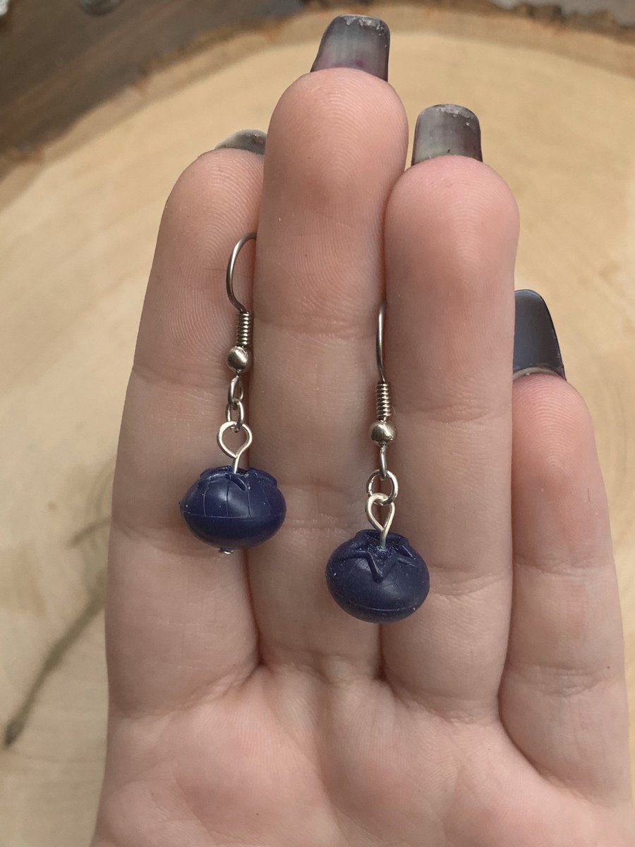 cateyearts's tweet photo. blueberry+cheese dangles are available on my site! https://t.co/zmAJ89Alvo