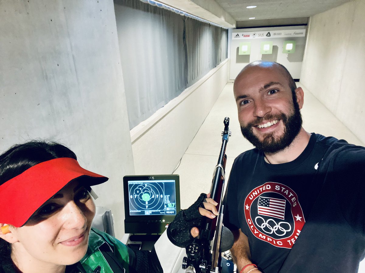campriani's tweet image. On 8 august 2016 I took my last air rifle shot in #Rio2016... 4 years later: different world, different location and different athletes (Khaoula and Mahdi) but same 10.7 score, and it always makes you smile! Send us a photo with your 10.7 in preparation of #Tokyo2020 #MakeAMark