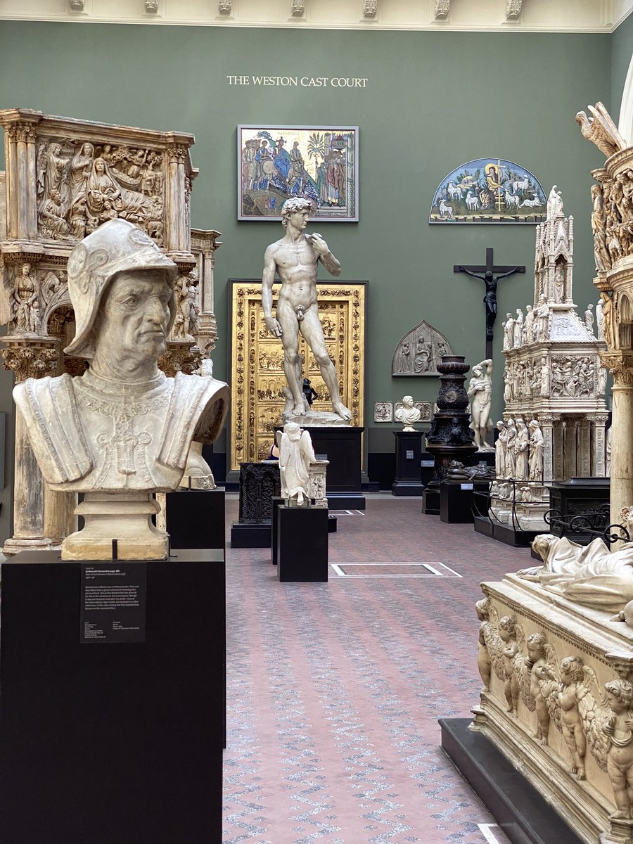 londonwhispers's tweet photo. Huge congratulations to the entire team who got the gorgeous @V_and_A open again today after 140days closed. It may only be the ground floor, but itβs a treasure to start #MyVam #London #BecauseImALondoner
#VisitLondon #CultureVulture #ThursdayMotivation https://t.co/kBnHRKfDdz
