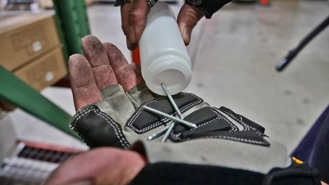 ProferredPro's tweet image. Mandrel break load is achieved by crimping the shank diameter under the head.  The mandrel follows the IFI, ISO or DIN standards. The wire is ordered &amp;amp; tested to a break load range. For more info on #ProferredRivets, please contact your #Proferred rep today. 
#KeepOnRiveting