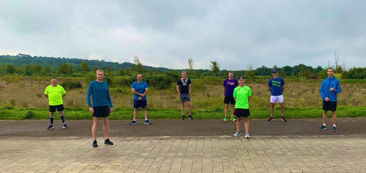 Great turnout for our first coached run session. Big thanks to <a href="/Alex_John92/">Alex John</a> 💗💛💙🖤🤙#welshtriathlon