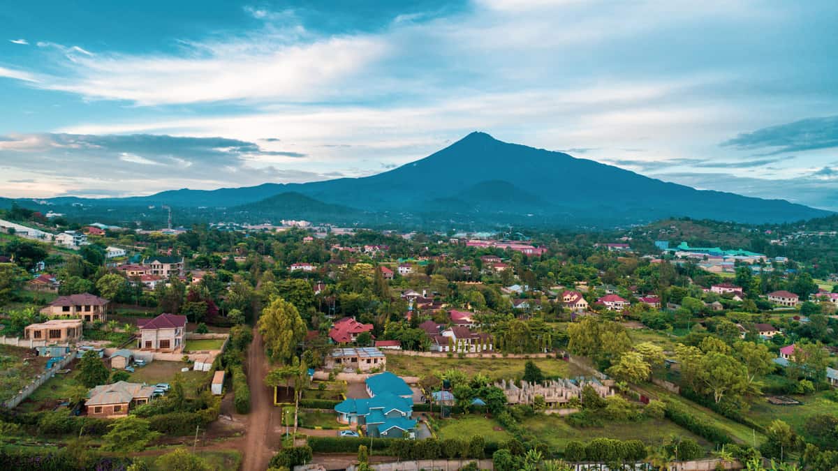 In 2018 it was declared Arusha would be the capital city of the proposed East Afrikan Federation as it was seen as a neutral city due to its significance to the whole of East Afrika

#Arusha #PamooJa #SisiNiEastAfrika #EastAfrica #DiscoveryThursday #EastAfrikaUnite #Tanzania