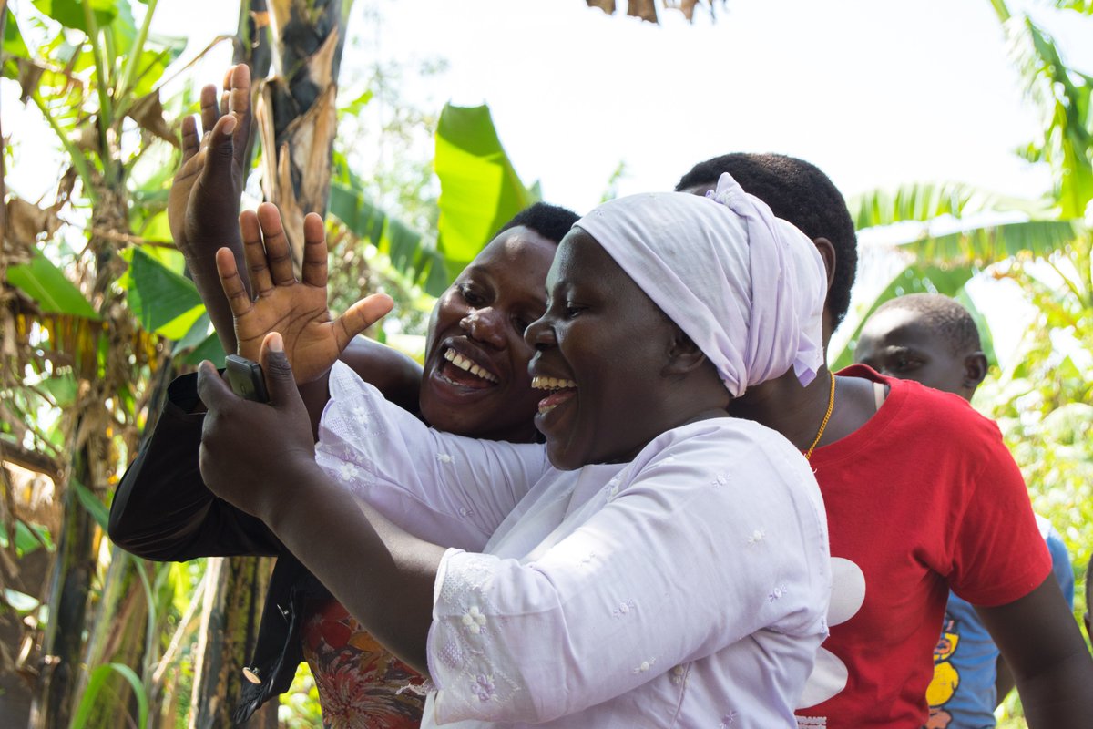 Covid-19 isn't the only issue facing the Bulambuli community, climate change has also had an impact on local agriculture businesses. Funds from the #MoneyMakesMoney campaign will help support these local business people - donate at MoneyMakesMoney.org