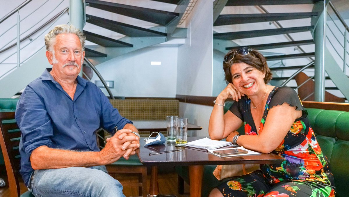 OdileFaure's tweet photo. Entretien avec #benoitdelepine pour la sortie de son film #effacerlhistorique réalisé avec #gustavekerven. Trois héros de banlieue se révoltent contre les gafa. #podalydes génial #masiero d'enfer #gardin au top. A voir dès sa sortie le 26 août 2020 https://t.co/tsR7hWgSl3