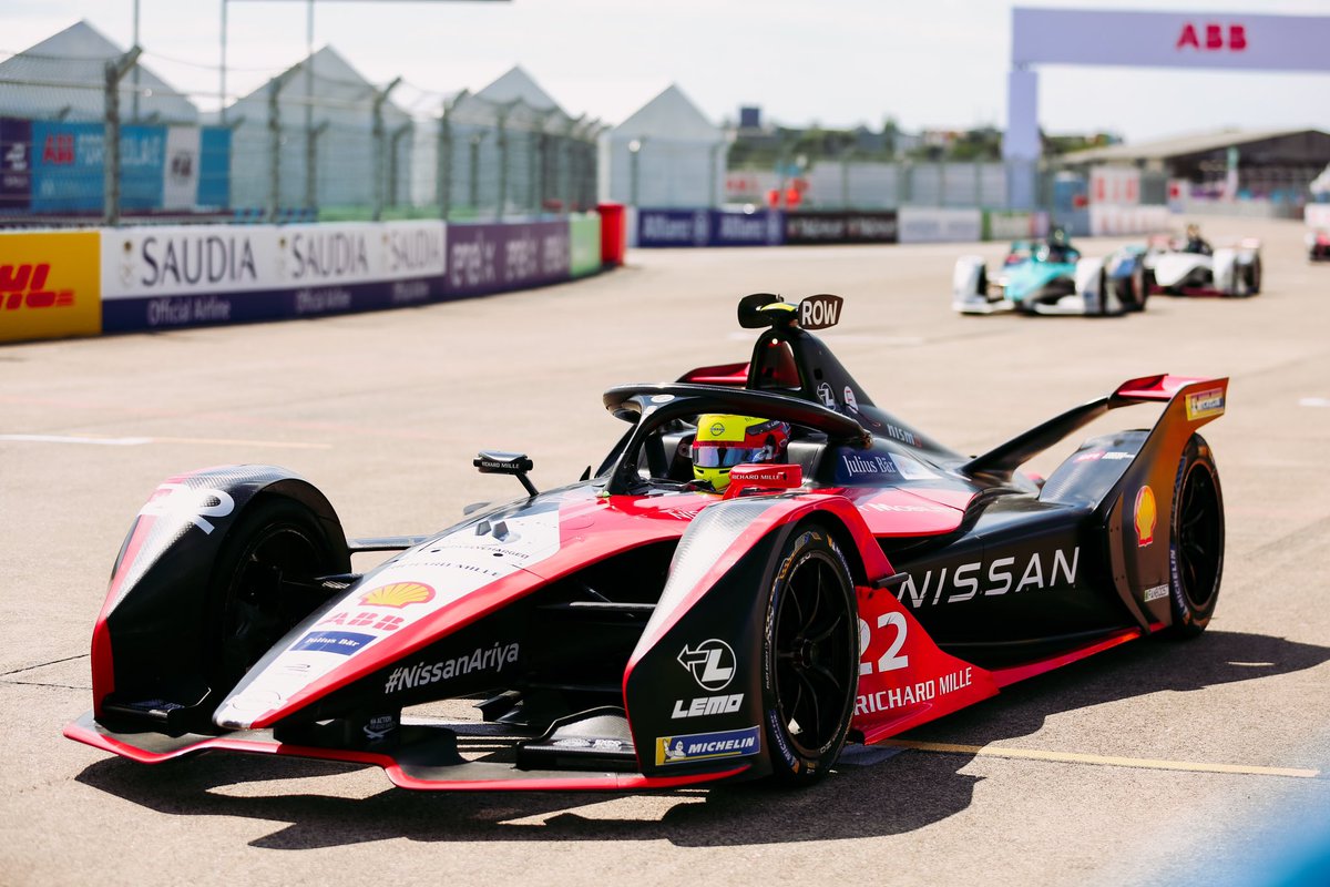 oliverrowland1's tweet photo. Qualified P7๏ธโฃ & finished P7๏ธโฃ! Good race and back amongst the points ๐
@NISMO
@Nissanedams
@cfi__uk
@ShellMotorsport
@LEMOConnectors
@Richard_Mille
#FIAFormulaE #BerlinEPrix #SeasonSixFinale #OR22
๐ธ: @Spacesuit_Media https://t.co/11456KShpJ