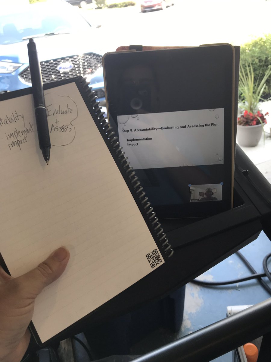 Robin McLean tweet media