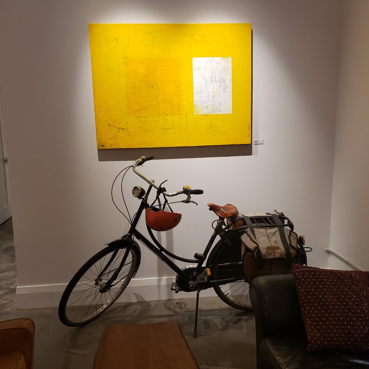 DaveLikesBikes's tweet image. I wish I saw this! I have fallen for @BorrelTO and have always loved @zavcoffeeshop

#BikeLocalShopLocal