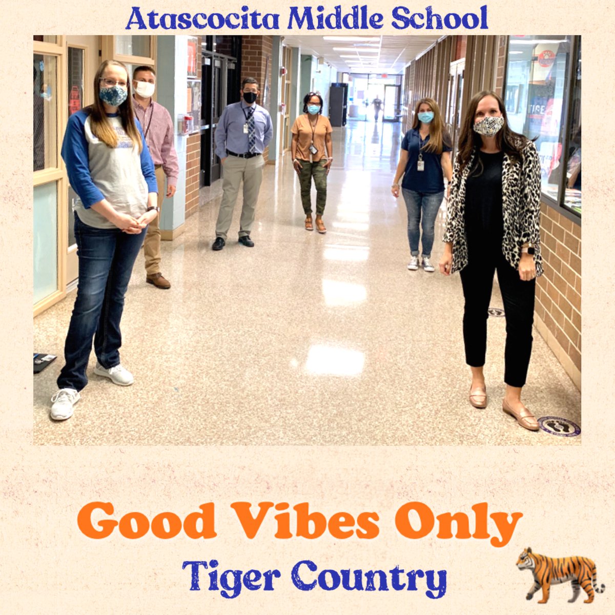 HumbleISD_AMS's tweet photo. Thank you Mr. @BodronDonnie for coming to check on us @HumbleISD_AMS 🐅
Your leadership is conducive in helping us to prepare for a significant school year!
#AtascaTigers #WeArePreparing #SchoolStartsNextWeek #Online
#TigerCountry https://t.co/hH3fg57w14