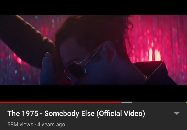 tmhealys's tweet photo. the year was 2016 and the 1975: https://t.co/ouJmxgqnzy