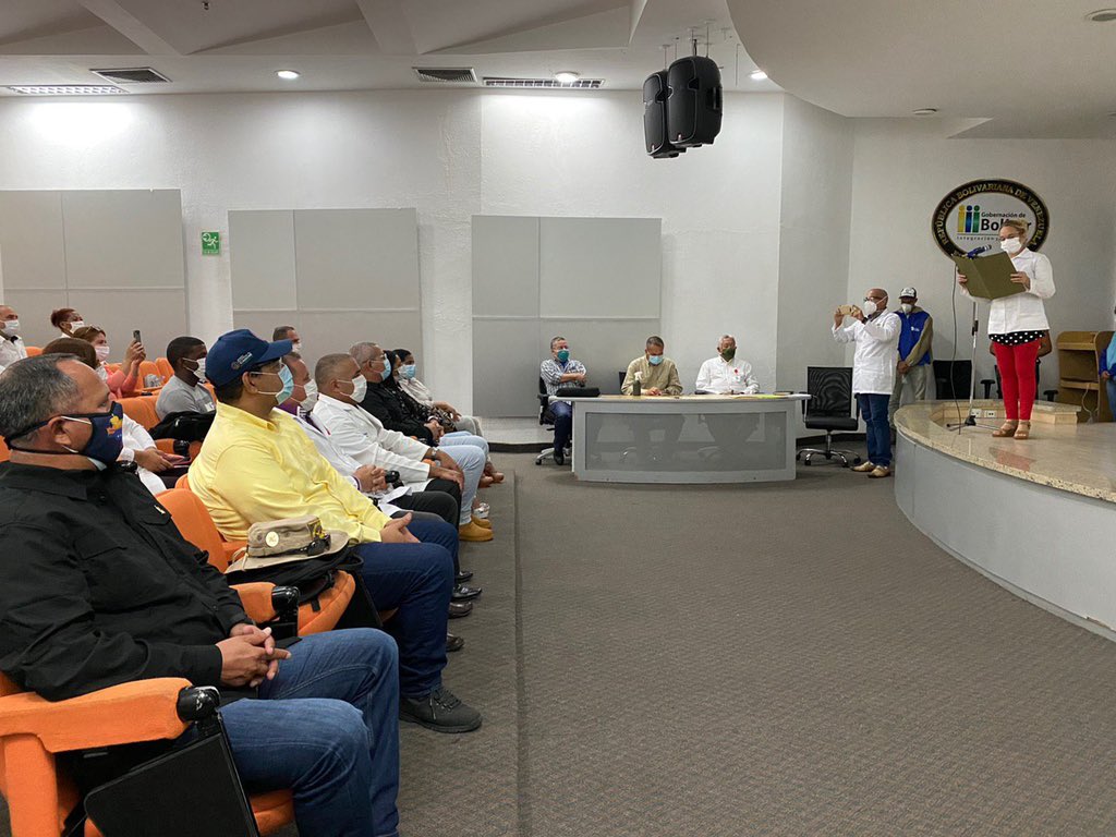 Solidaridad, conciencia y disciplina, seguirán siendo nuestras fortalezas para combatir el #COVID__19. #VamosCiudadGuayana #TrabajoYDesarrolloProductivo