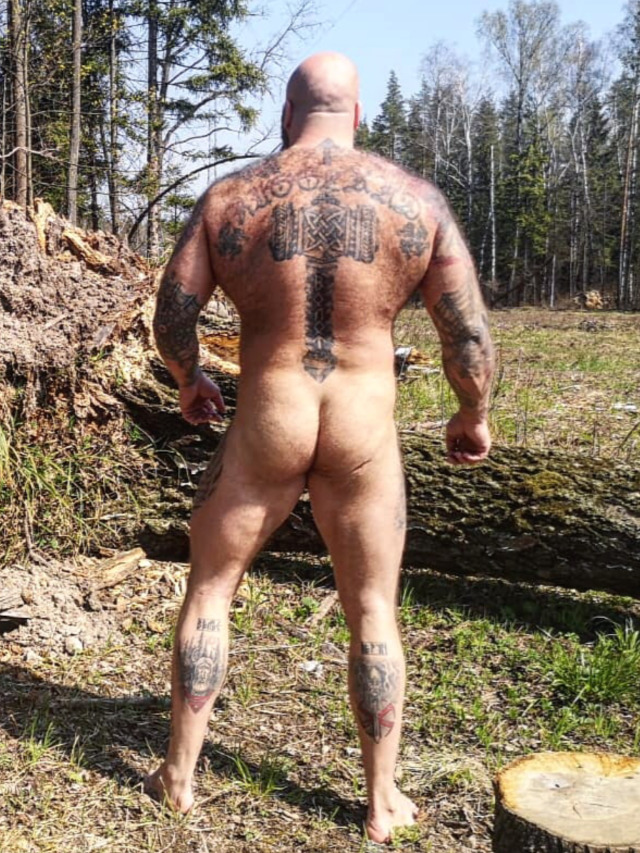 ThatFurryBear's tweet photo. I ❤️ #hairydaddy #hairymen #hairychest #hairygaymen #hairybear https://t.co/gFtrutvL53