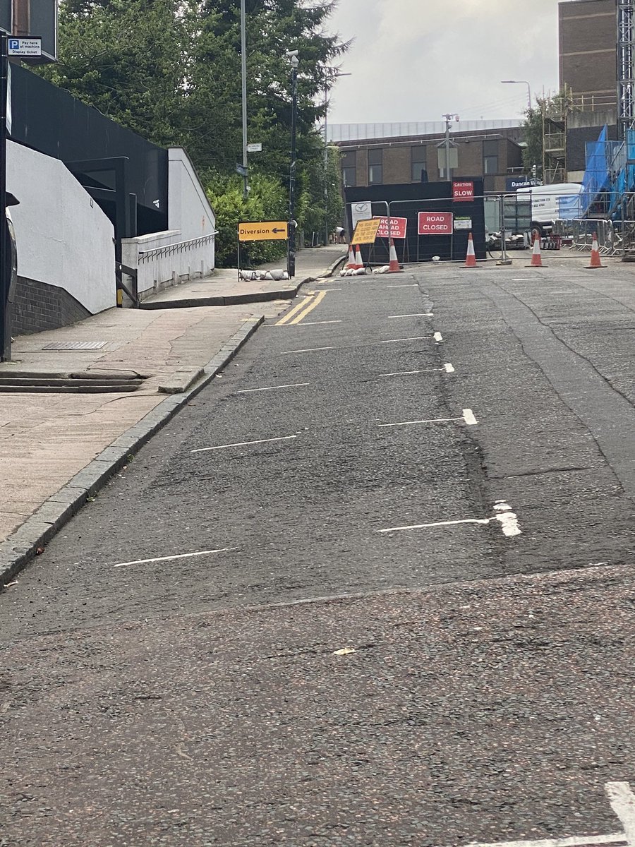 DavidGalt7's tweet photo. Tonight’s #NHSCHALLENGE 🥵🏃🏻‍♂️

With @stephenbryson , 9 times up North Portland Street in the town 🤮

Anybody feel free to suggest anything tougher than that for hill sprints 🥵! 

@MichaelMcilroy @DarrenMiller67 @Darrylnaismithx @EddieFerns7 get involved lads 💪🏻 #HillsForHeroes https://t.co/0tnDSl1VTy