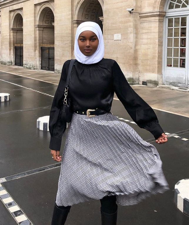 Najma Ahmed (IG:itsnajmaahmed)for that Parisian feel