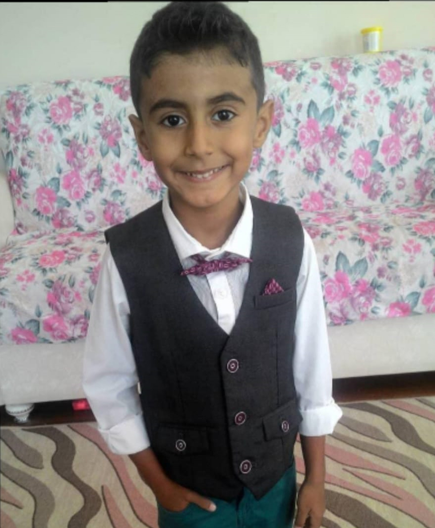 Furkan Göçer DMD hastası. Kasların erimesine neden olan bu hastalıkla mücadelesinde yardımcı olmak görevimiz.
#FurkanYasamakİstiyor <a href="/saglikbakanligi/">T.C. Sağlık Bakanlığı</a> <a href="/drfahrettinkoca/">Dr. Fahrettin Koca</a>