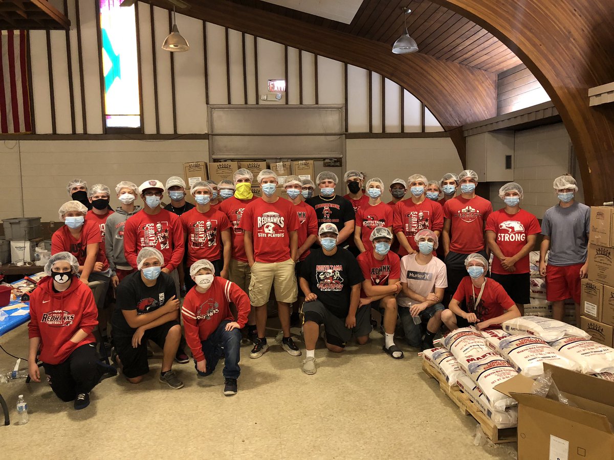 TaylorWurth's tweet image. North Tama Football Team packed over 36,000 meals for those that don’t know where their next meal is coming from. “We before me” attitude I’m proud of my guys @NTRedhawks