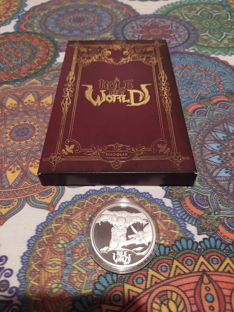 Al_Harlow's tweet photo. ¡Al fin llegaron! #AHoleNewWorld y #ShadowBug para #NintendoSwitch 😍. Thank you @FirstPressGames @MadGearGames @MuroStudios 😁 https://t.co/1wPQQDKKZI